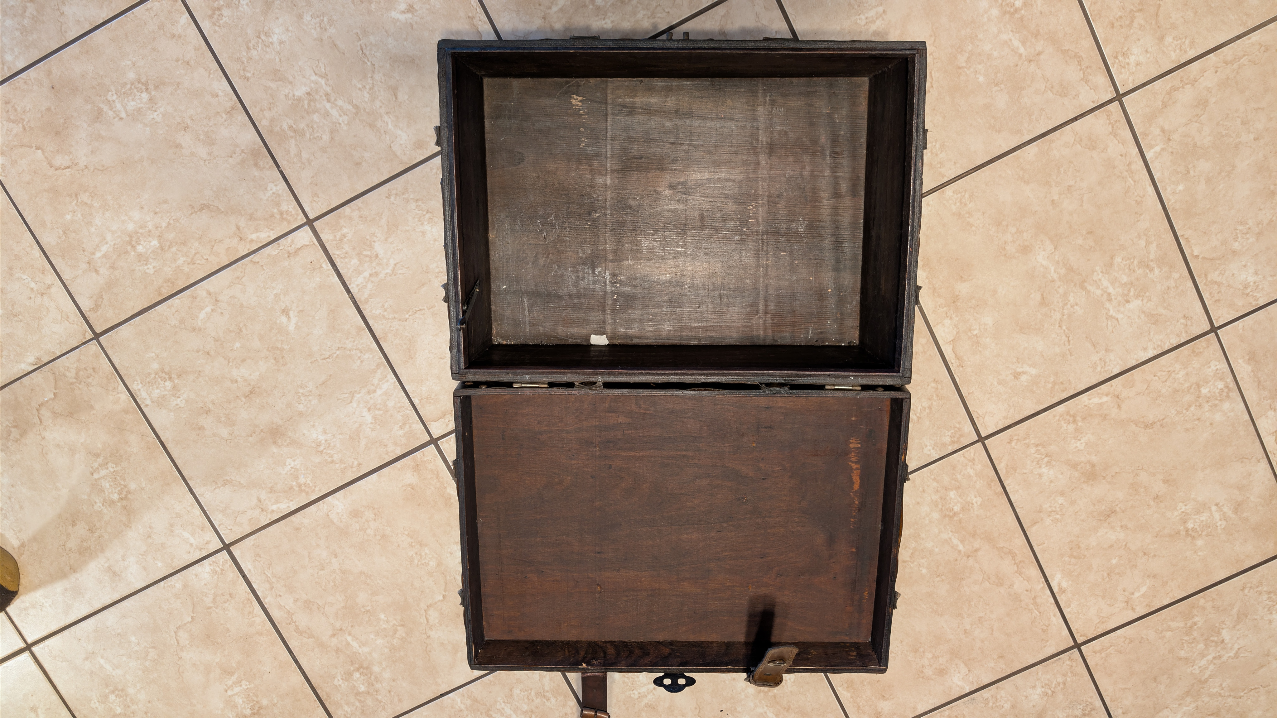 Antique Chest Trunk — appraisal value $100 - $200