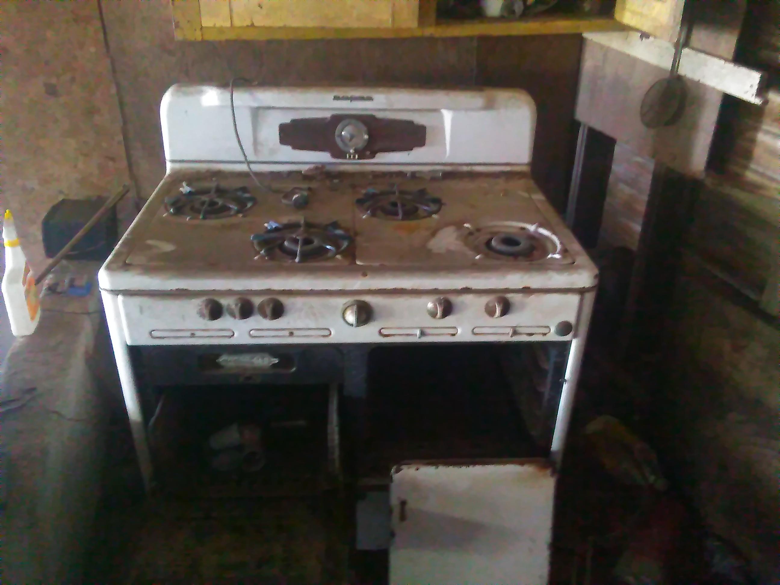 Roper gas stove oven and broiler