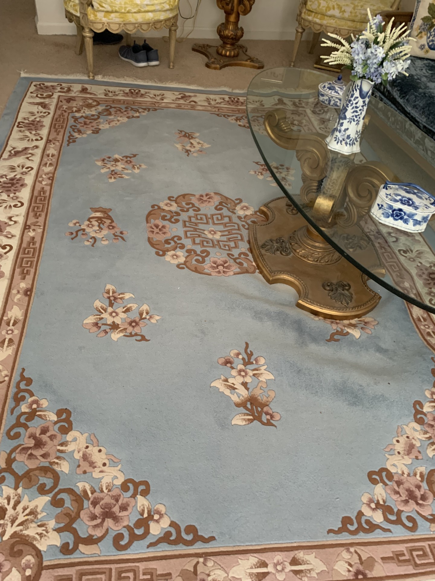 Lamps, tables, chairs, clock, oriental rug