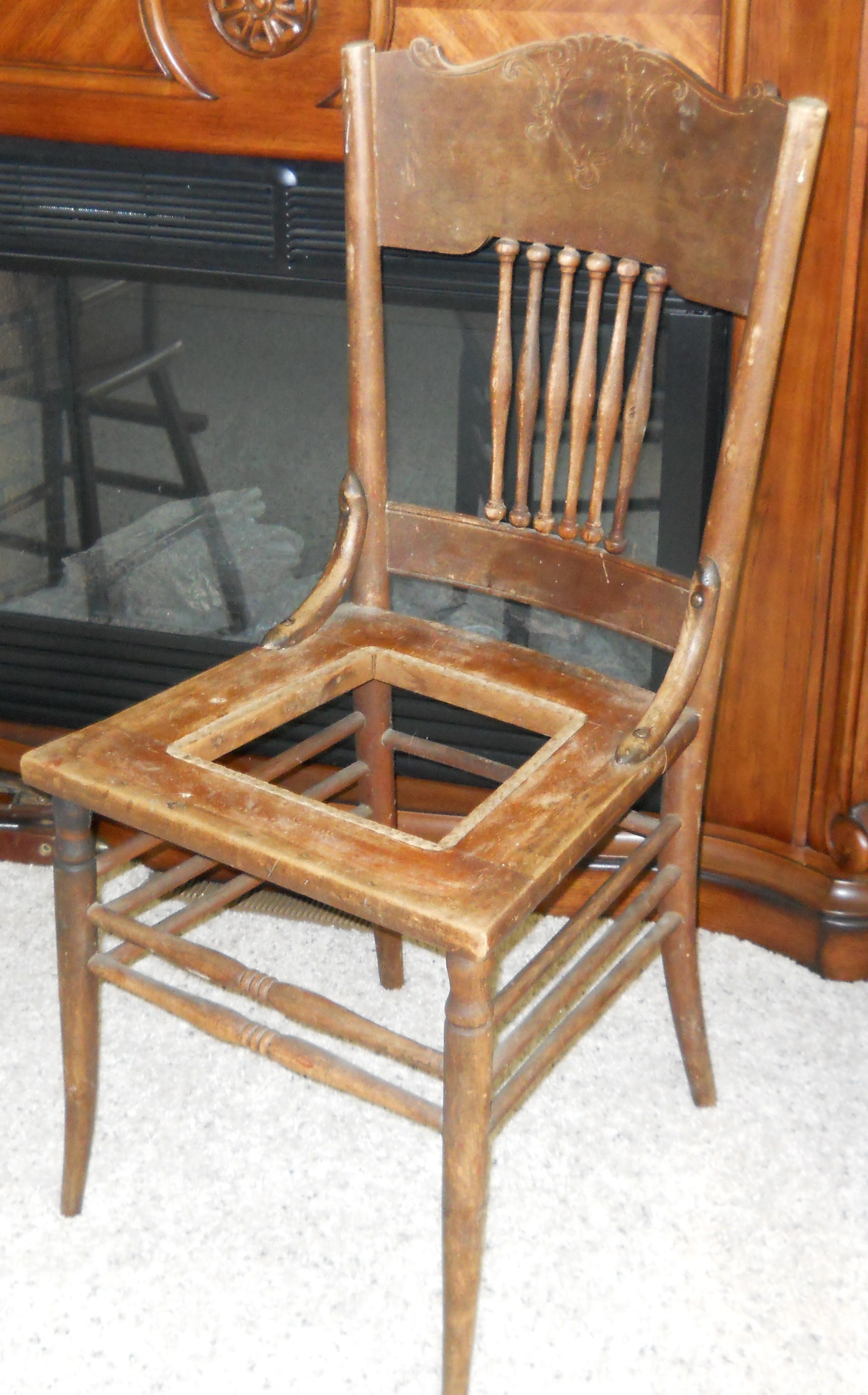 Antique Wood Chair InstAppraisal