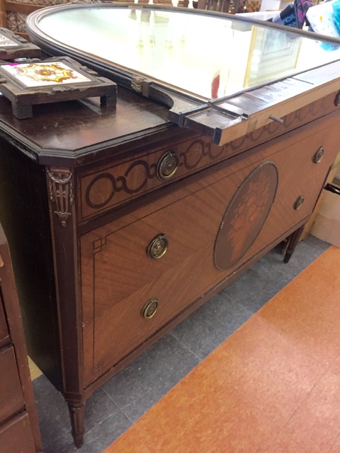 2-piece John Widdicomb Bedroom set antique appraisal | InstAppraisal