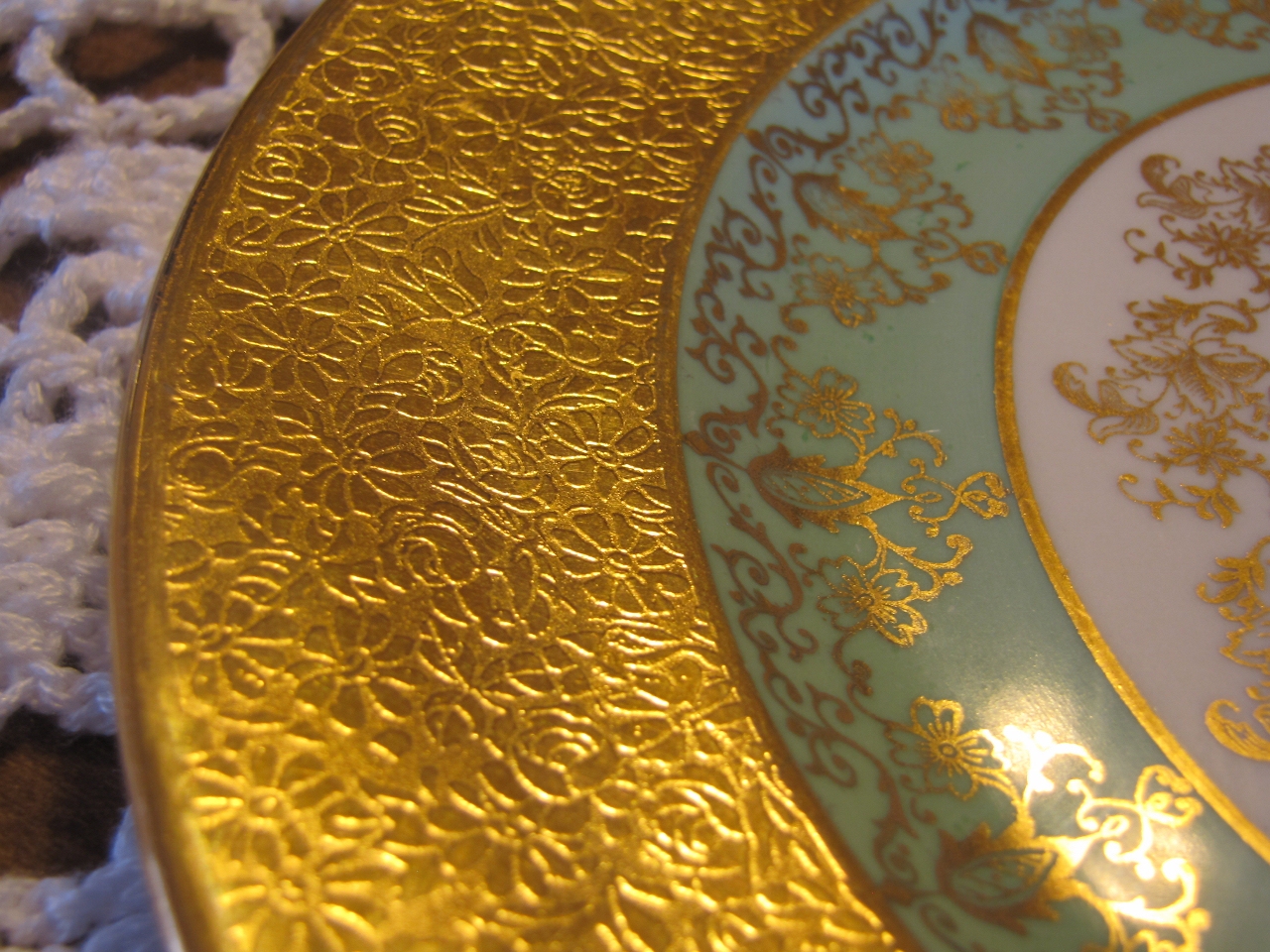 Lemieux China 9 3 4 Hand Decorated W 24k Gold Plate Antique Appraisal Instappraisal