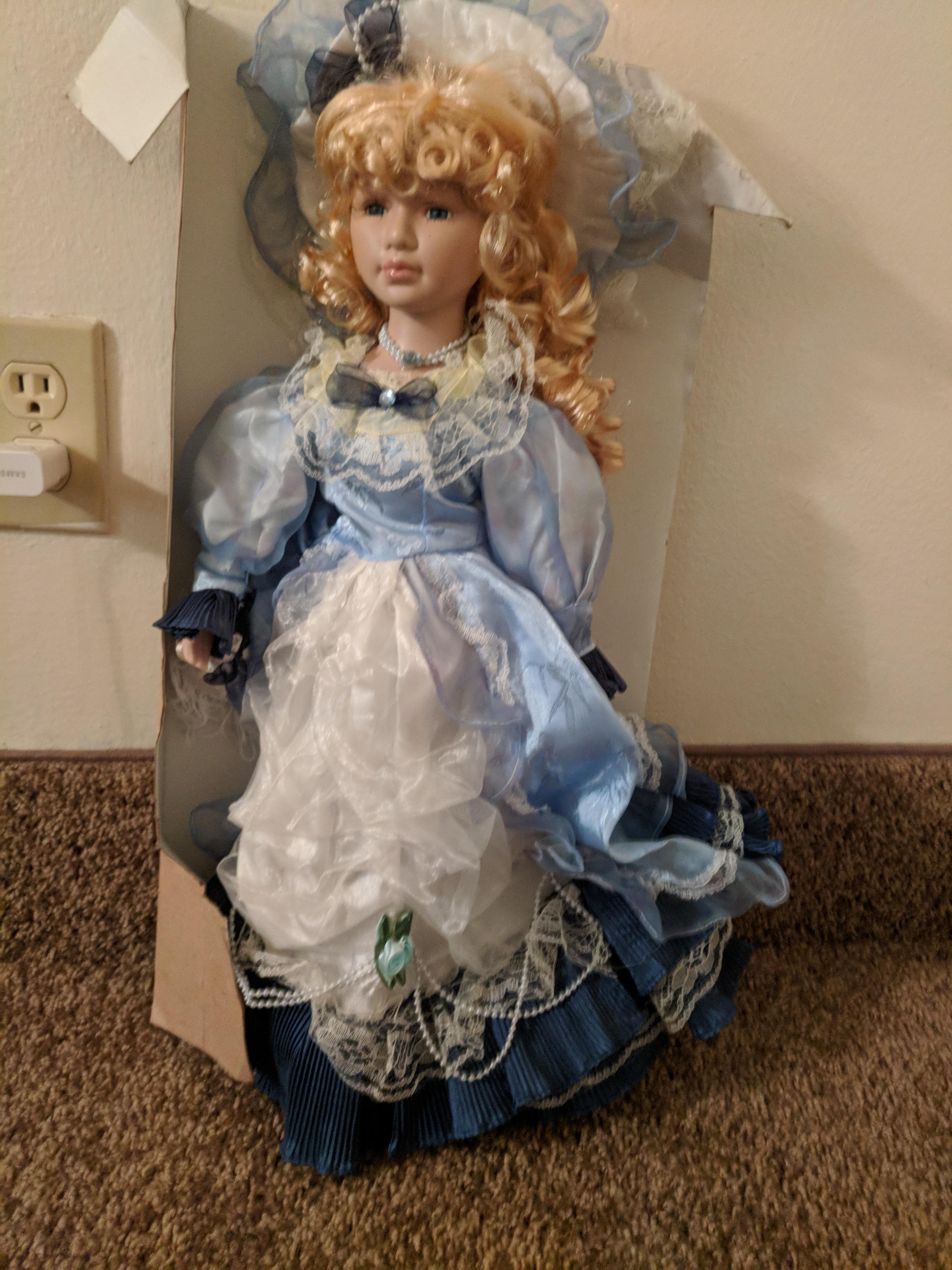 Porcelain Dolls Are They Worth Anything InstAppraisal