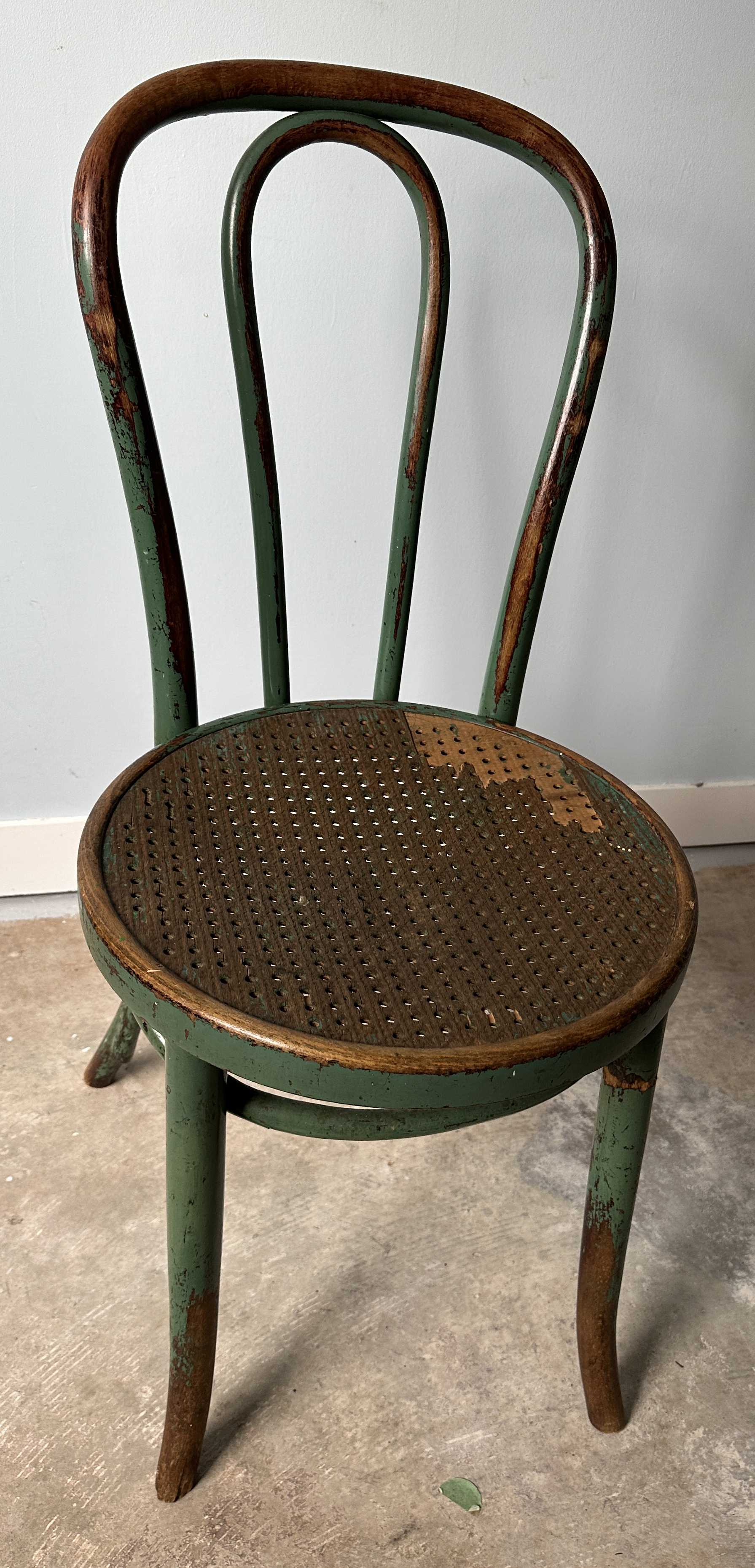 J & J Kohn and Mundus bentwood chair