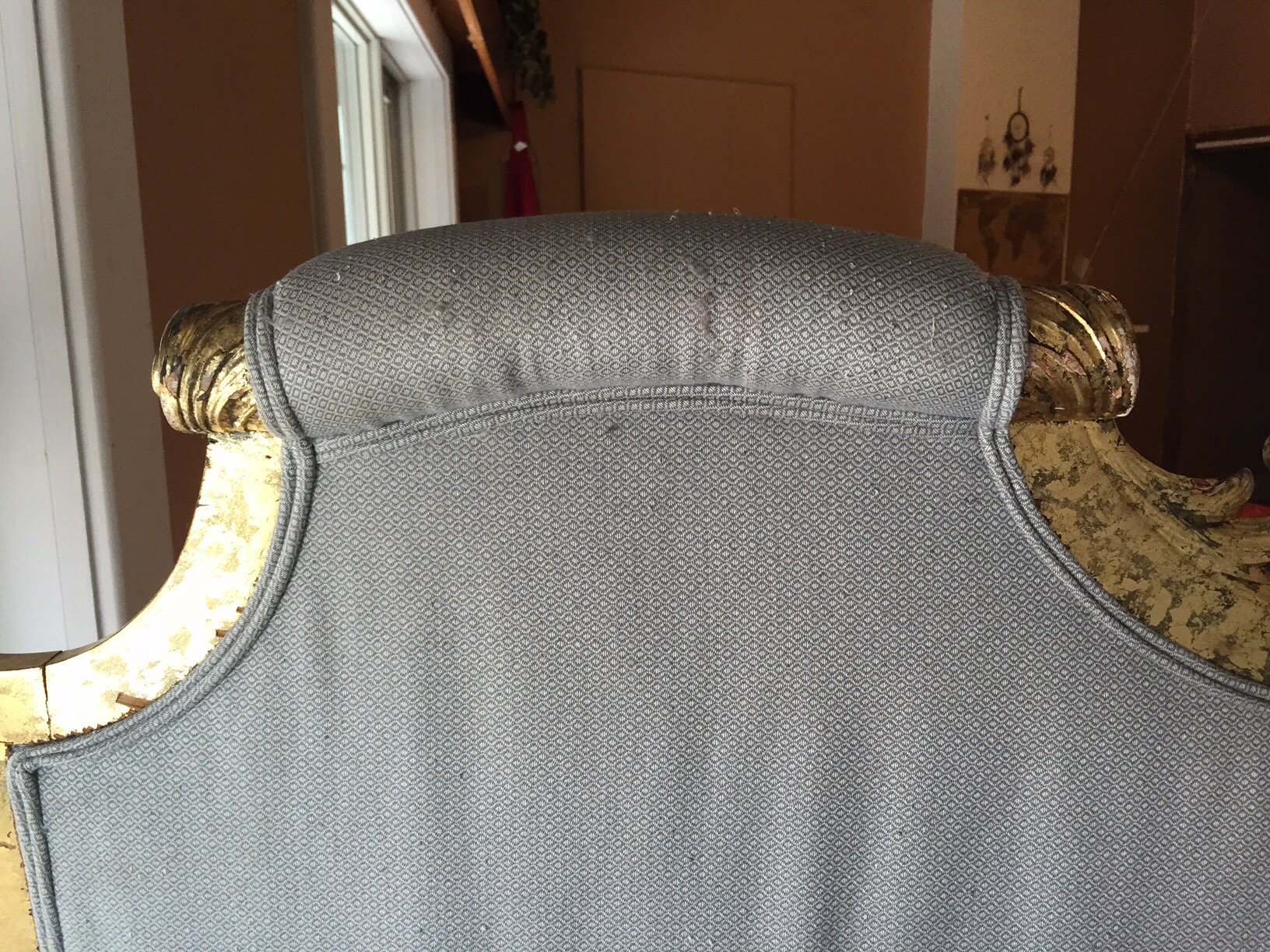 Victorian Style Couch InstAppraisal