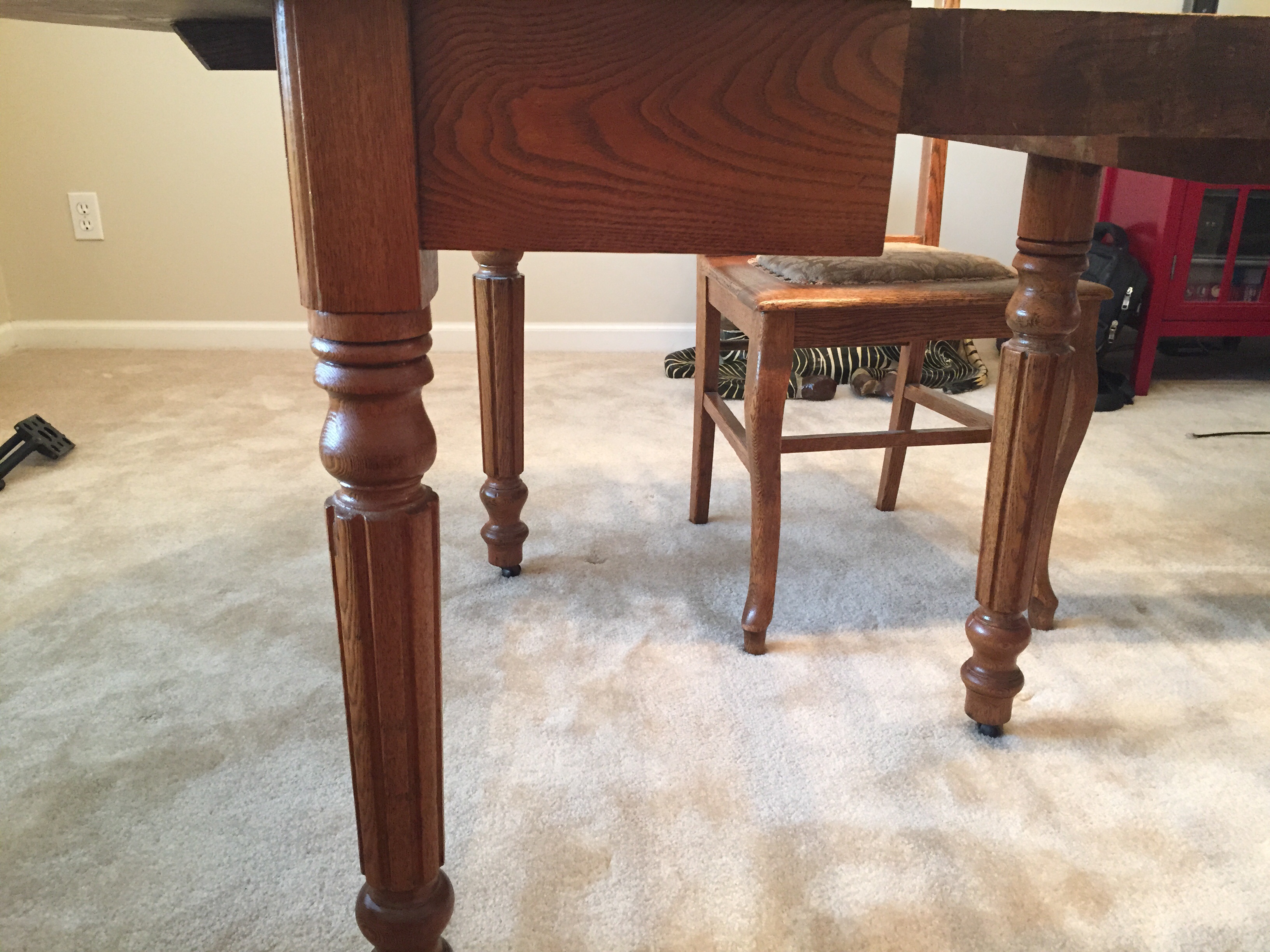 ster Mfg Co chairs and Dining table InstAppraisal