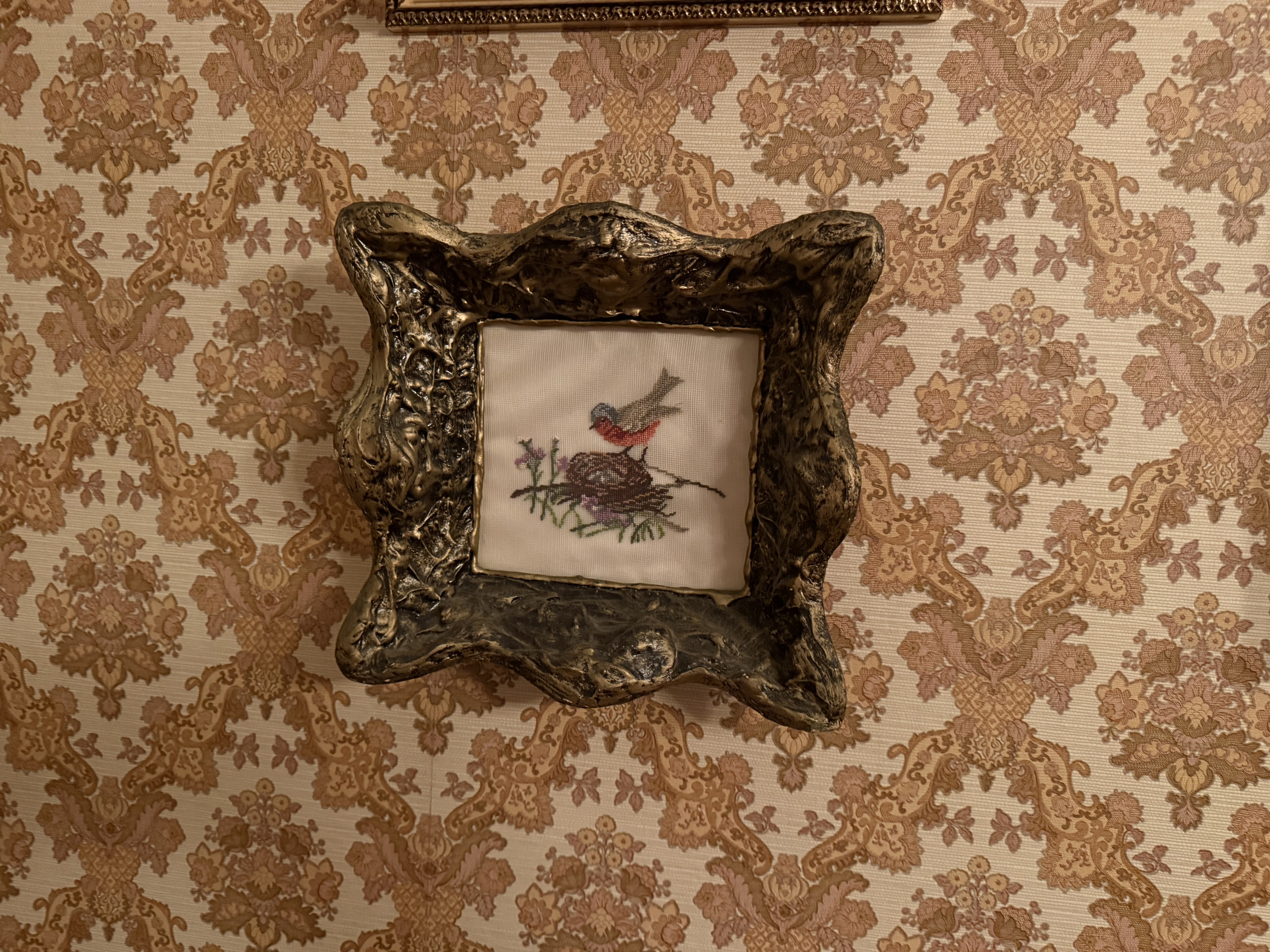 tapestry of bird on nest — appraisal value $75 - $125