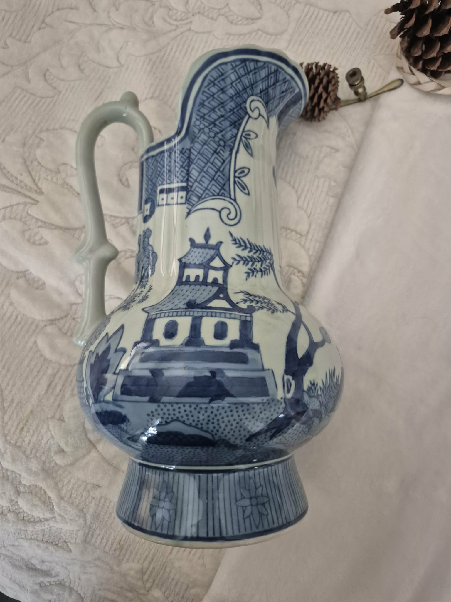 Victoria Pottery Vase