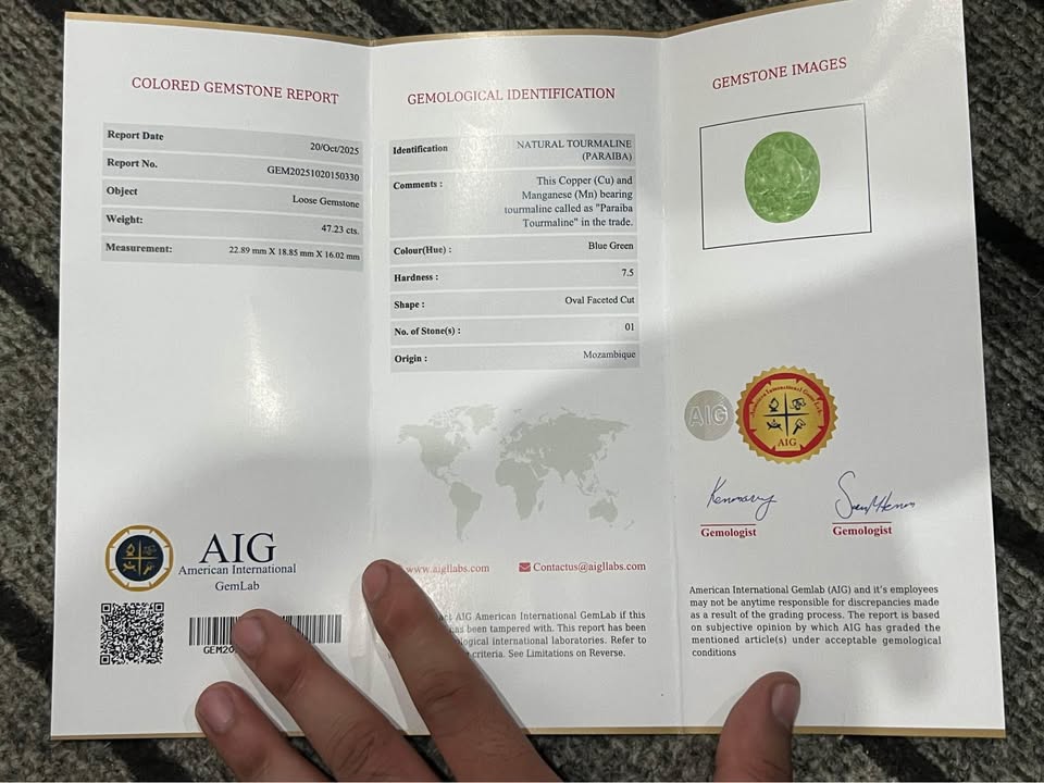 Natural Paraíba Tourmaline (Copper + Manganese Bearing) - 47.23 ct - AIG Certified - Mozambique Origin Descri