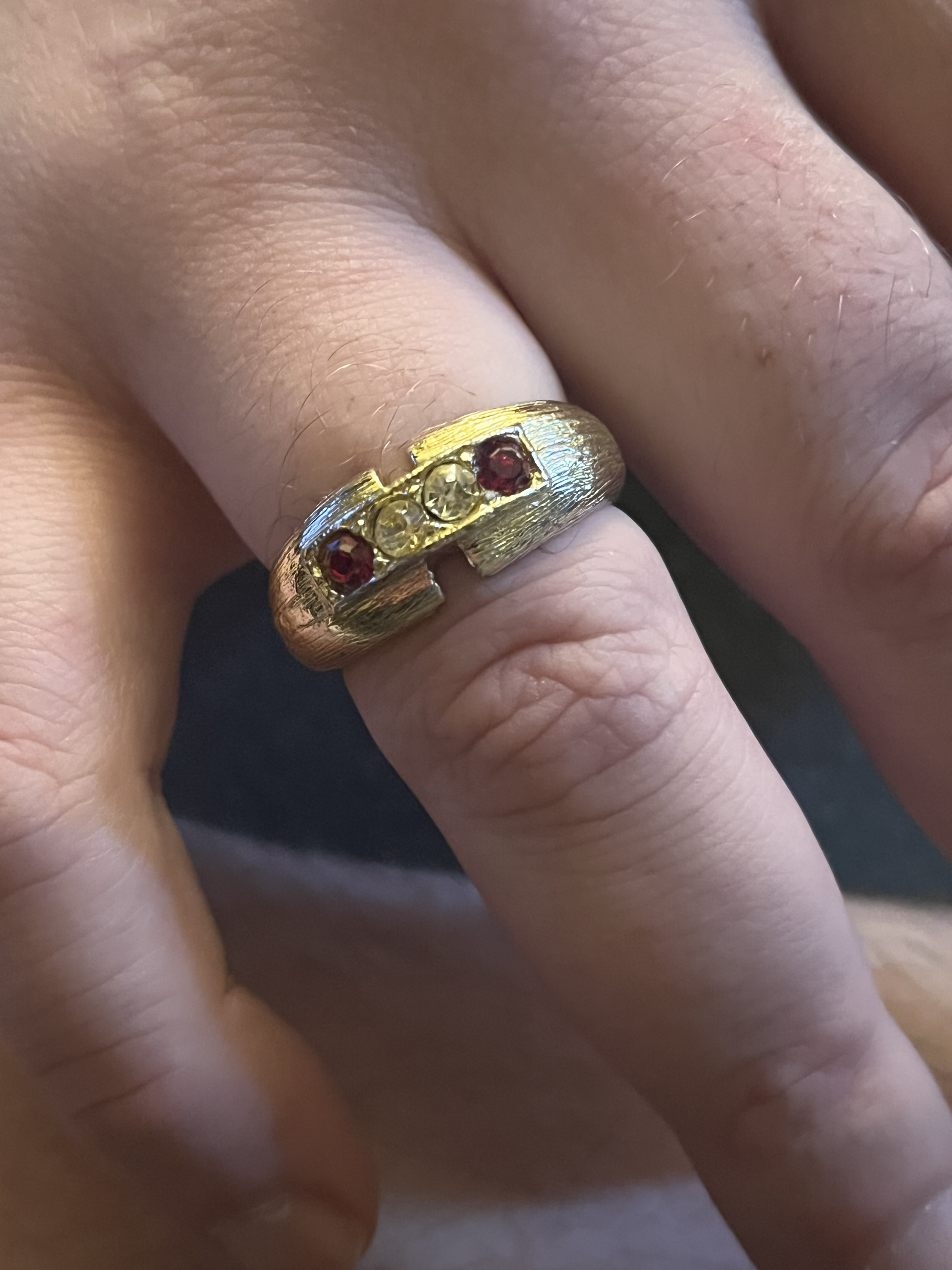 Decorative Gold Ring with Gemstones
