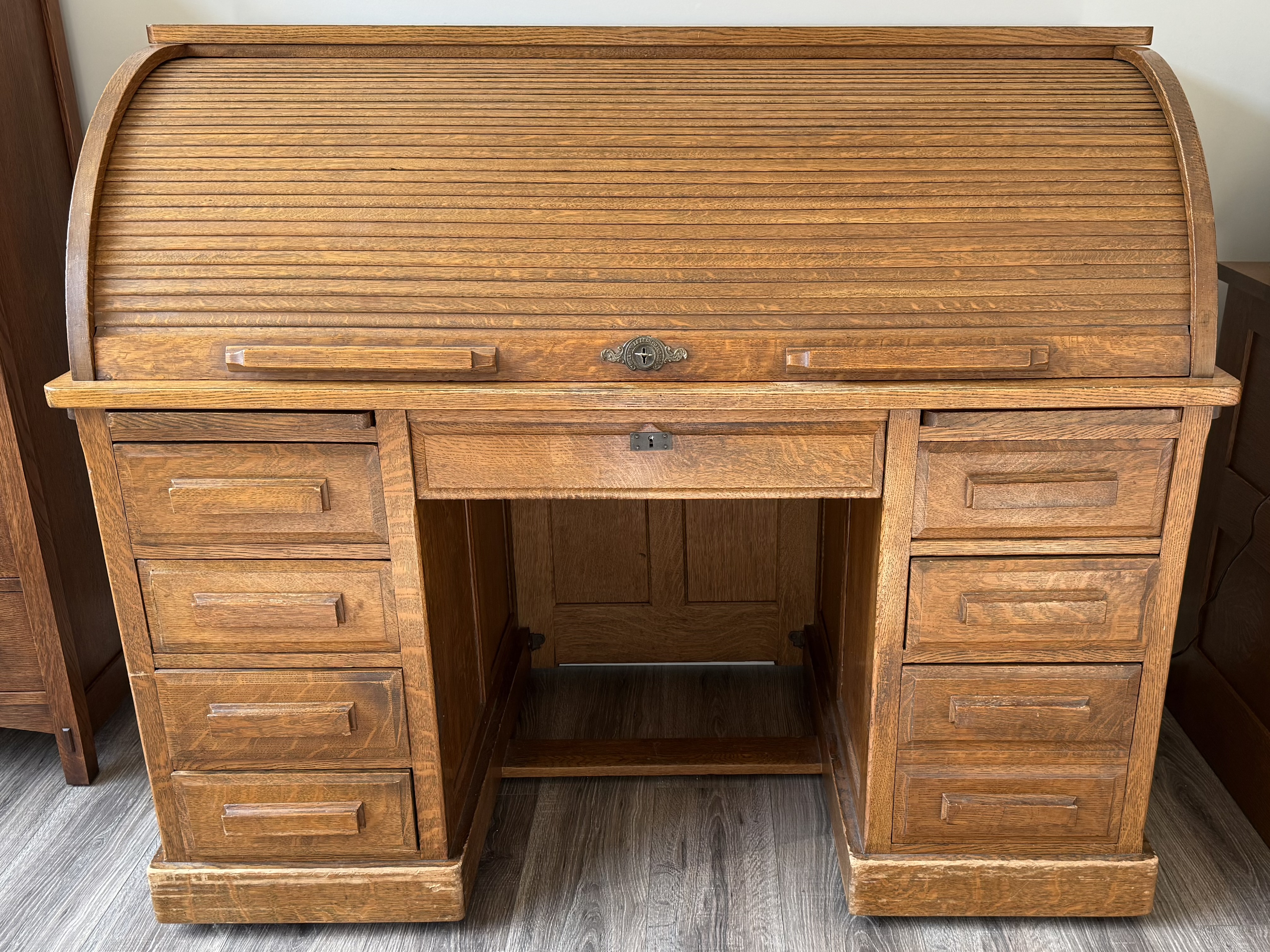 Rolll Top Desk by the Shellbyville Desk Company, Shelbyville, Indiana