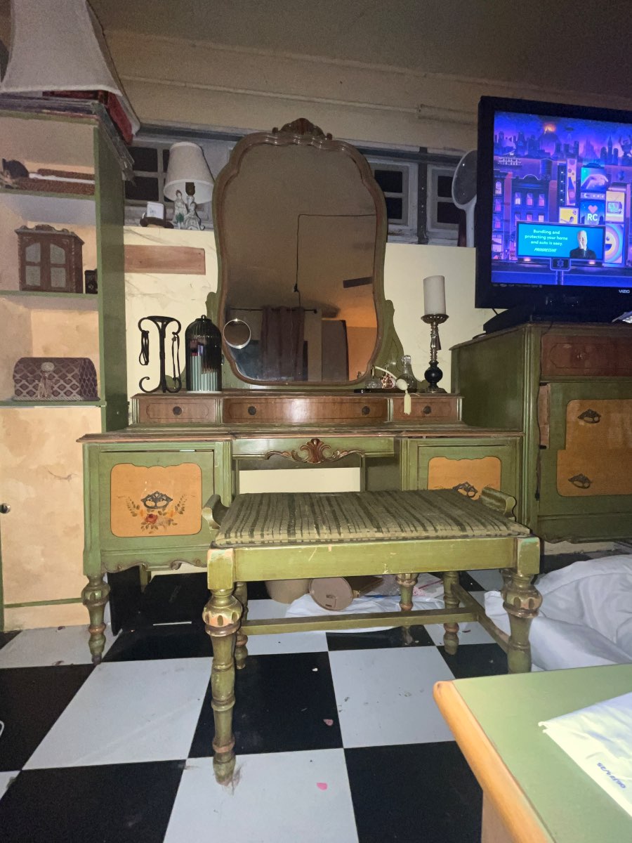 Antique Bedroom Set