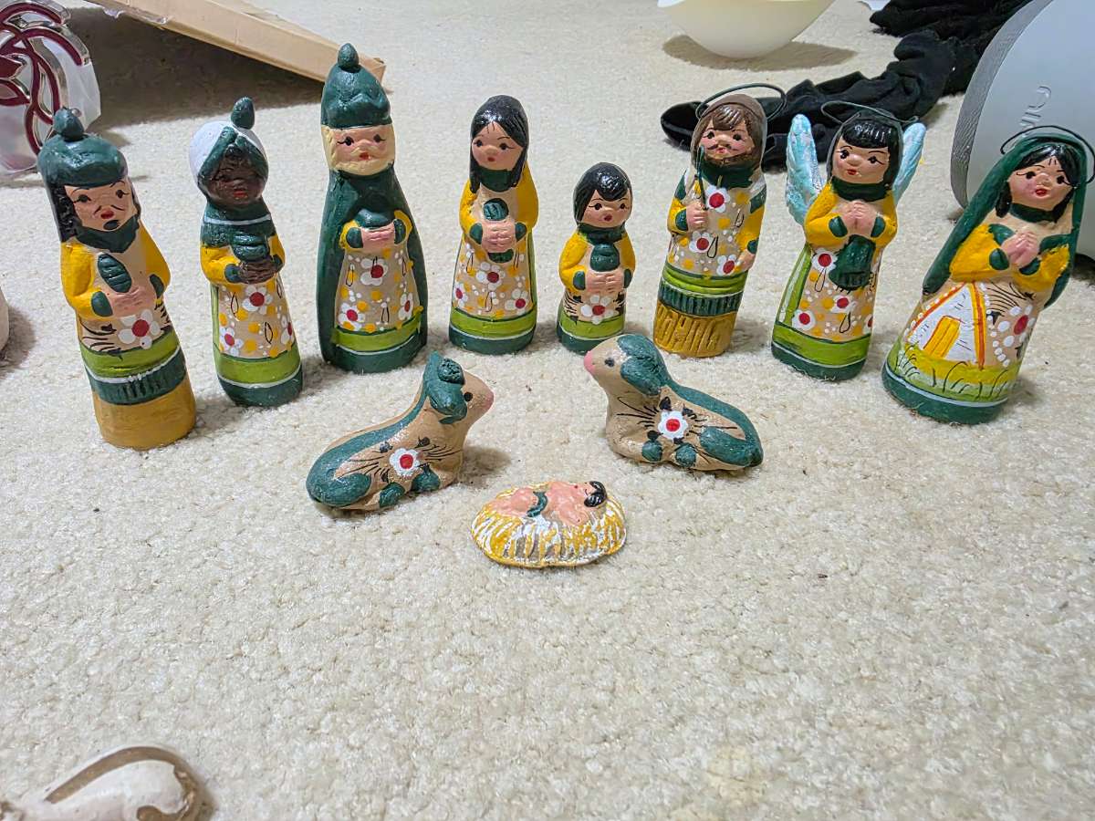 Folk Art Figurines Set