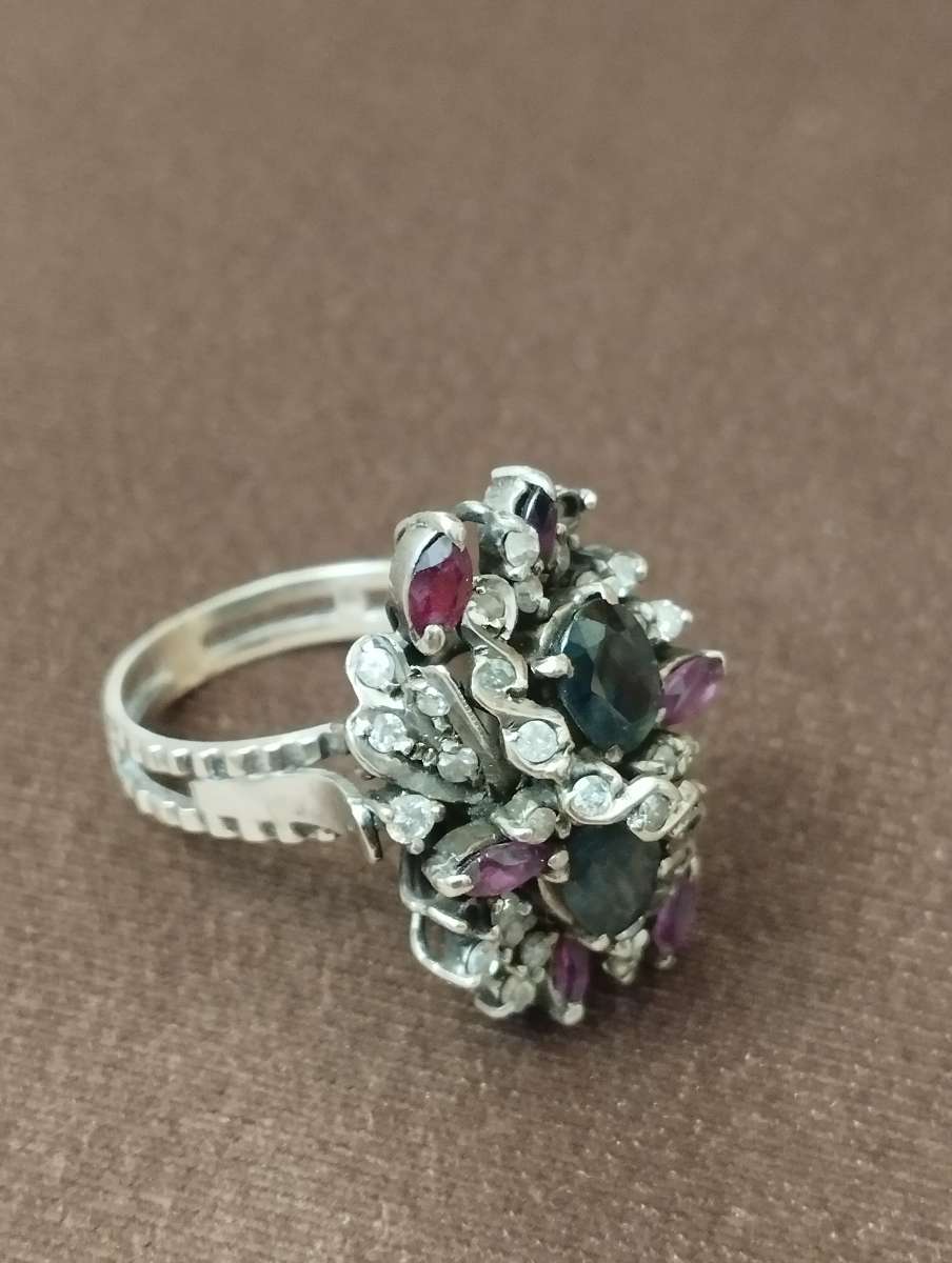 Vintage Gemstone Ring