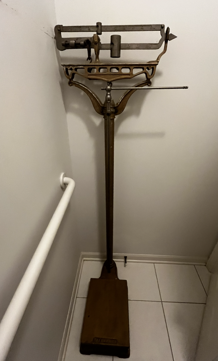 Antique Doctor's Standing Scale
