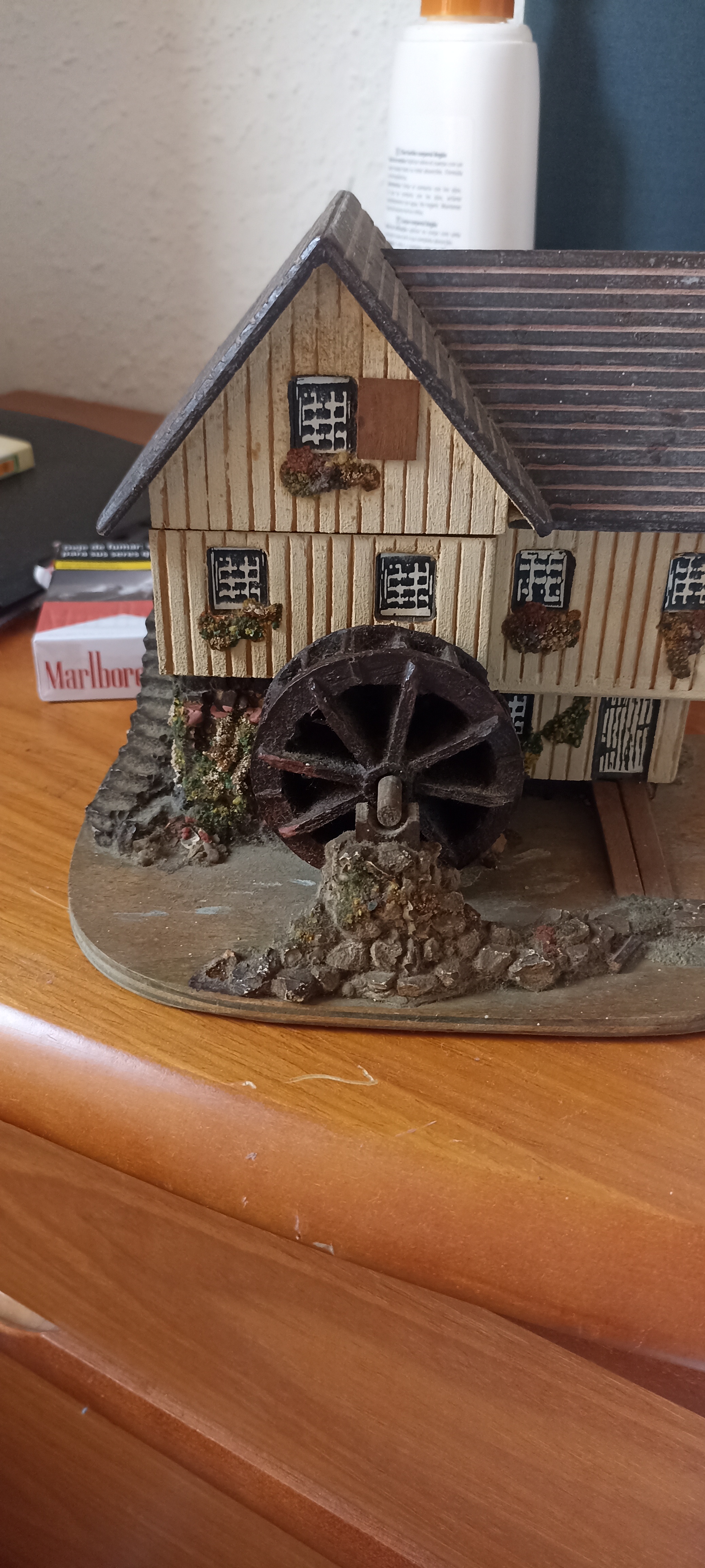 Music Box with Mill Design