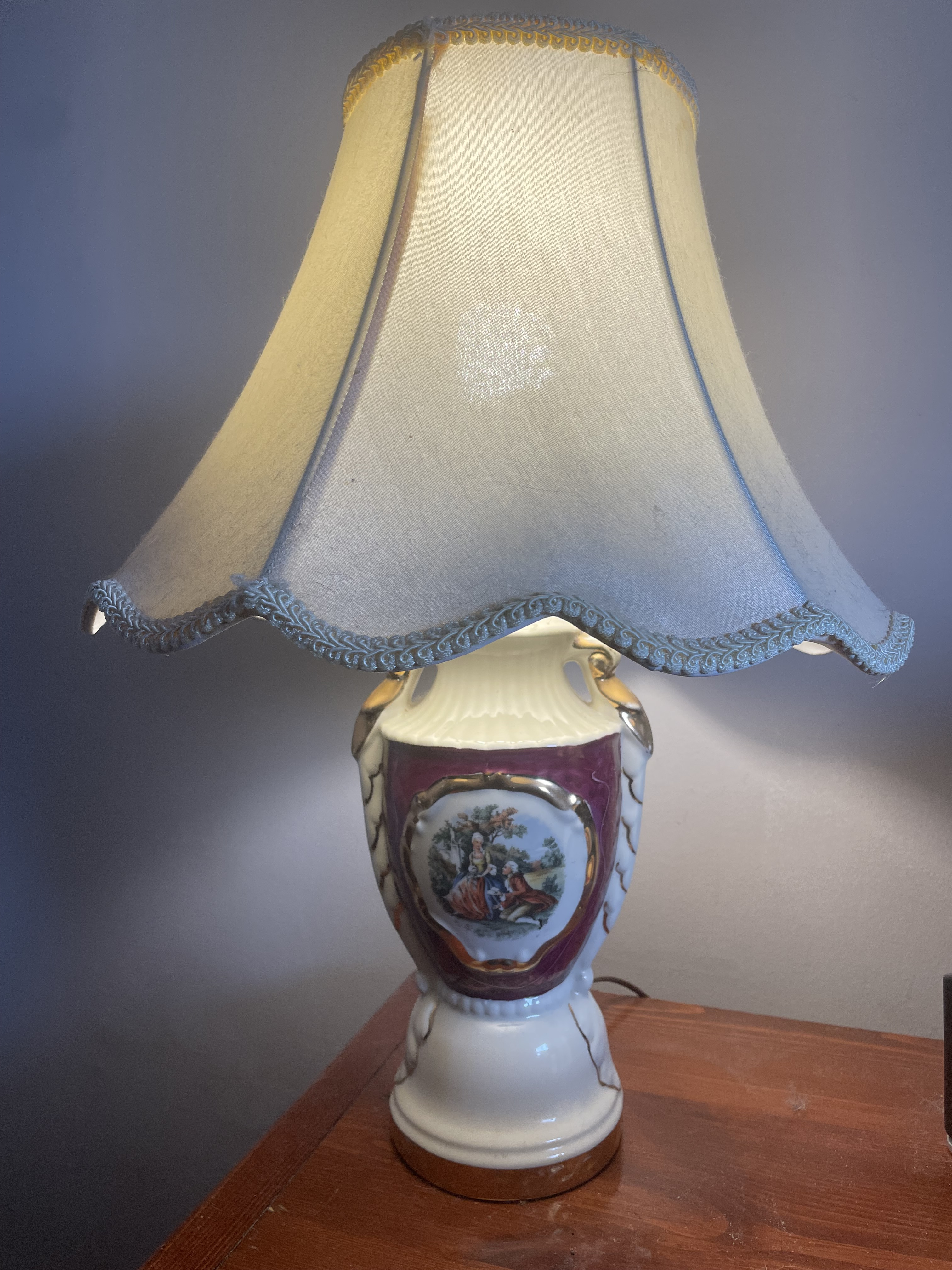 Decorative Table Lamp