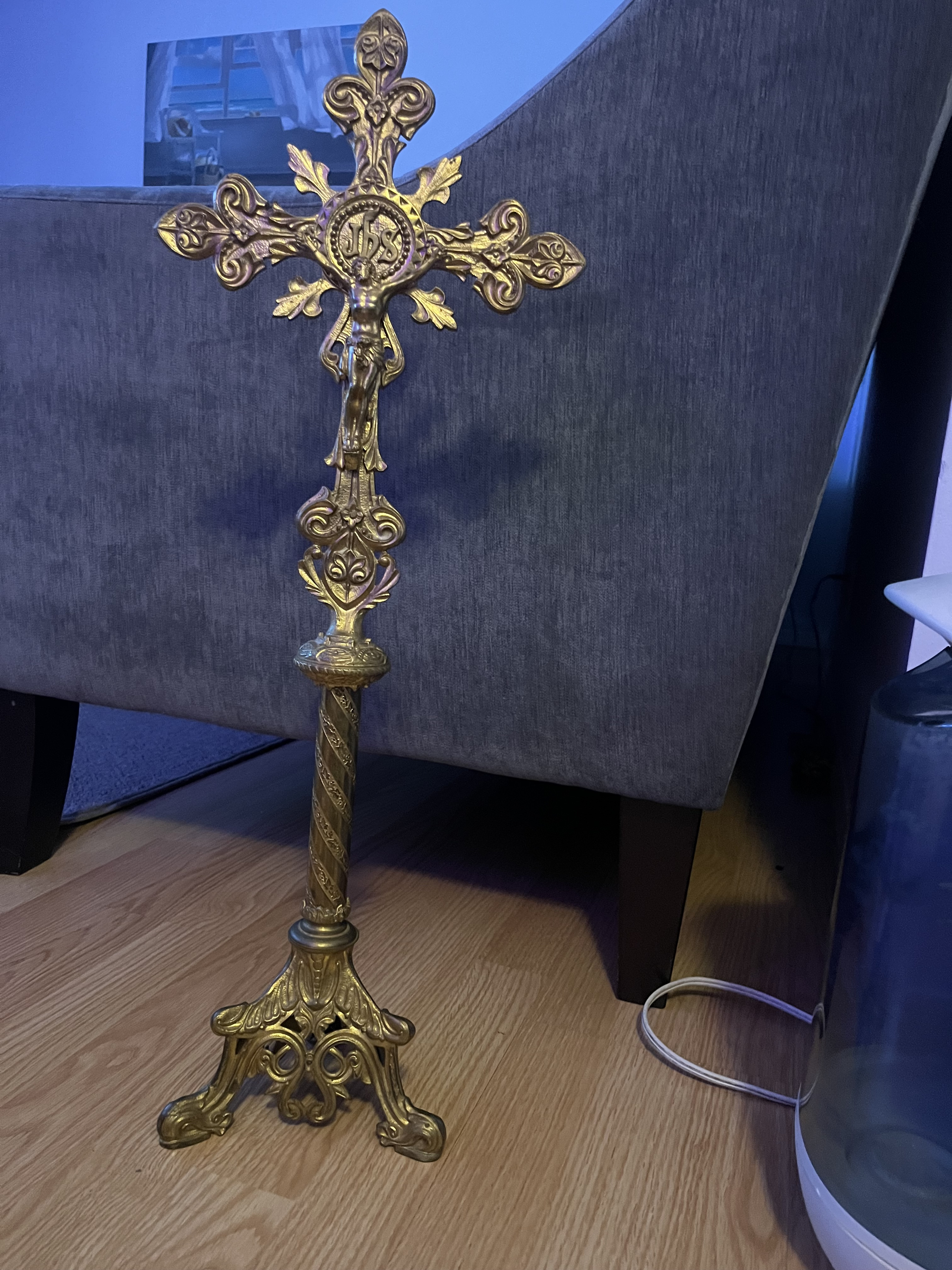 Antique Catholic Church Crucifix solid Brass 