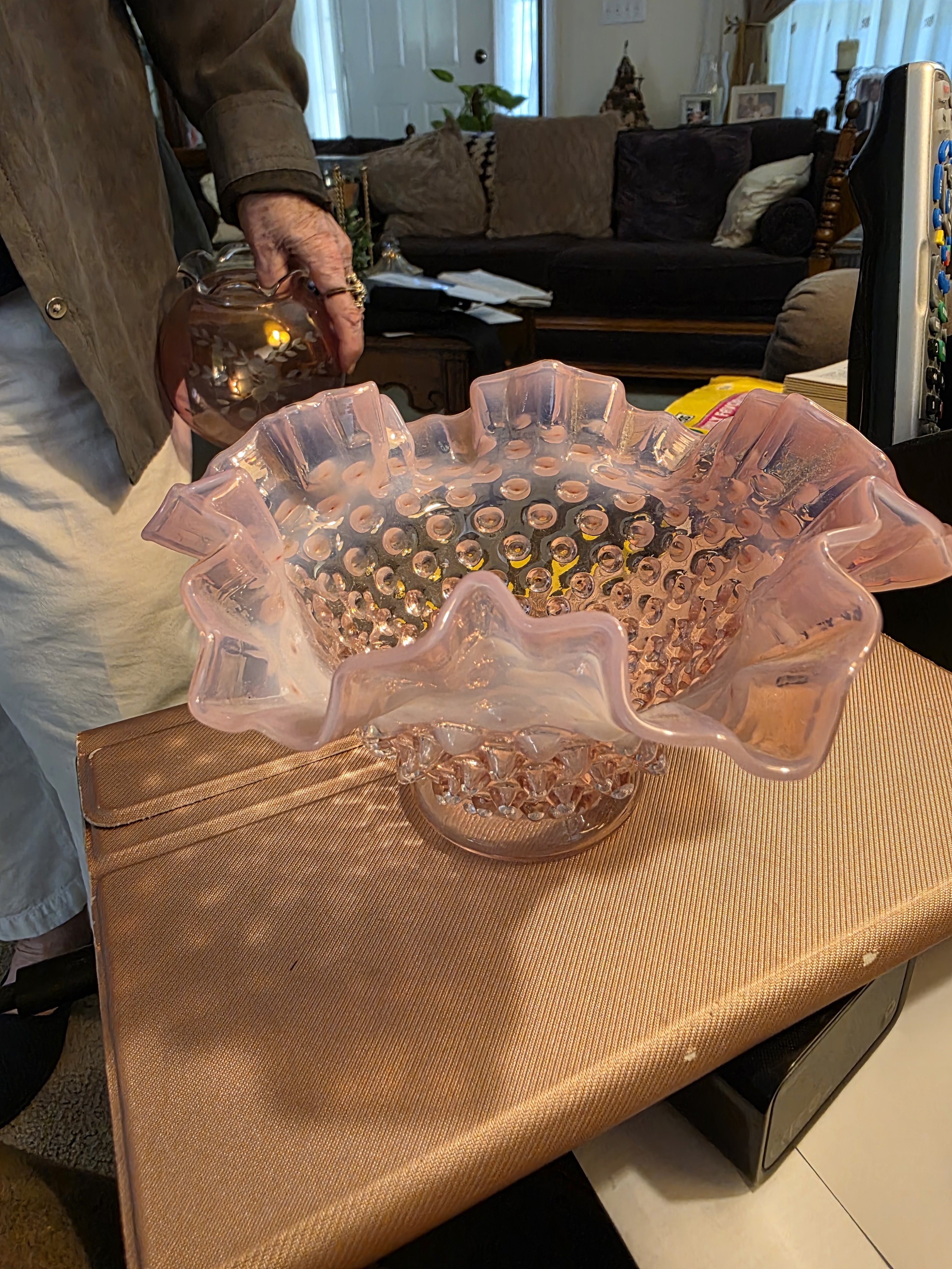 Fenton Glass Ruffled Bowl by Fenton Art Glass Company