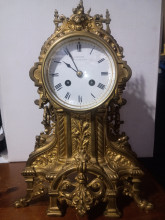 C. Detouche mantle clock