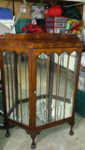 China hutch/Curio cabinet