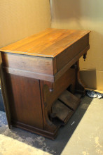 Mason & Hamlin Cabinet Organ