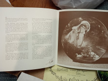 Signed Zolan "Golden Moment" 8" Plate