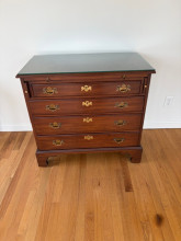 Henkel-Harris Virginia Galleries Wild Black Cherry Chest - Solid Wood 4-drawer bachelor's chest
