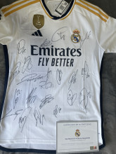 Camiseta Autografiada Por Jugadores Del Real Madrid