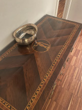 18th-century English inlaid chest of drawers with three drawers