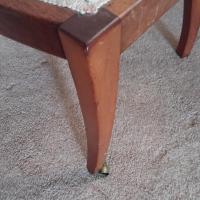 Caster feet on front