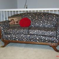 Vintage Duncan Phyfe Loveseat