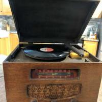 Marconi Record Player/Radio Year-1946  Model 217A