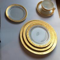Thomas Bavaria gold rim china circa 1933.