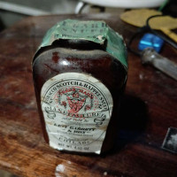 Snuff bottle full