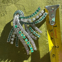 1960s brooch, bow and cascade design