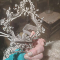 Analyzing Your Item...