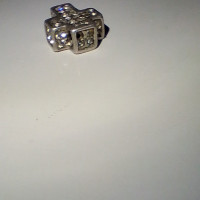 Analyzing Your Item...