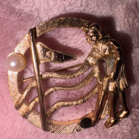 Analyzing Your Item...