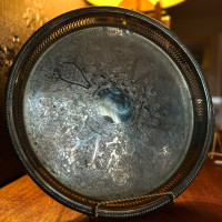 A 15“ x 15“ FB Rogers, silver plate serving tray