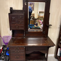 Analyzing Your Item...