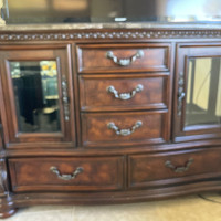 Analyzing Your Item...