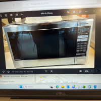 Analyzing Your Item...