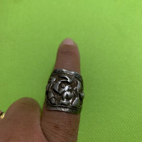 Analyzing Your Item...