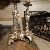 Analyzing Your Item...