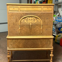 Analyzing Your Item...