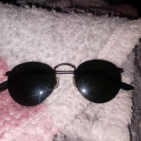 Analyzing Your Item...