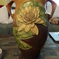 Roseville Water Lily Vase 85-18